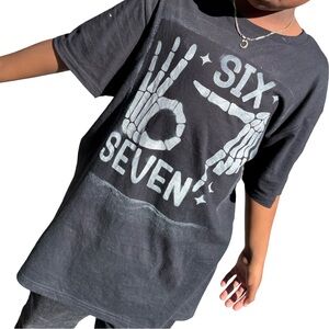 6 7 Kids Black Graphic T-Shirt